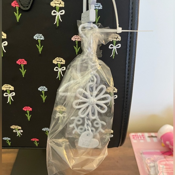 BETSEY JOHNSON Tote / Shoulder Bag / Crossbody w Bag Charms FIRM PRICE - Picture 7 of 16